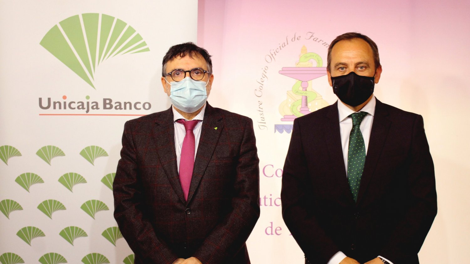 Unicaja Banco y el Colegio de Farmacéuticos de Málaga renuevan su colaboración ante la COVID-19