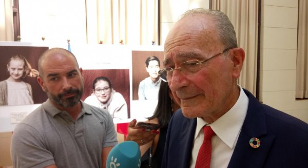 El alcalde de Málaga afirma que espera poder aprobar los presupuestos municipales en marzo