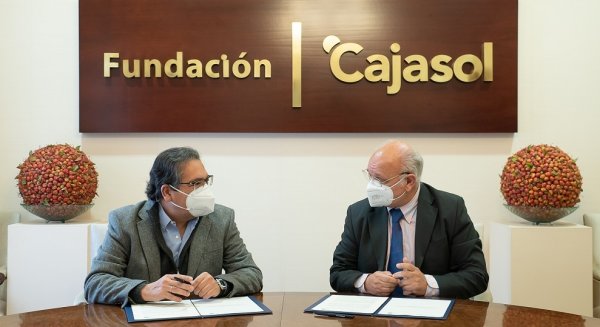 El CAA y Cajasol lanzan nueva convocatoria de los Premios Andaluces ‘El Audiovisual en la Escuela’