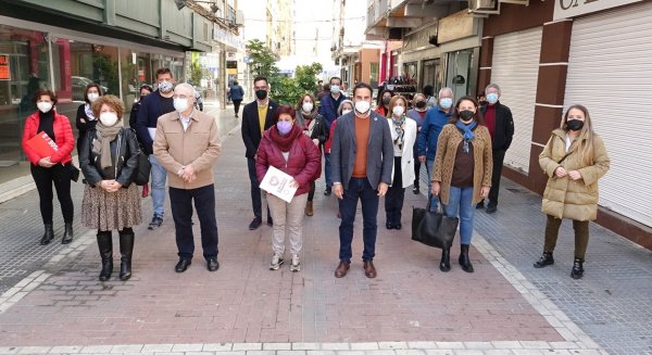 El PSOE exige junto con IU y Podemos una reunión urgente del Consejo Sectorial de Comercio