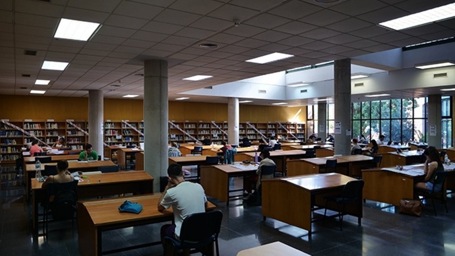 La UMA vuelve a abrir bibliotecas y a programar actividades culturales por el descenso de contagios