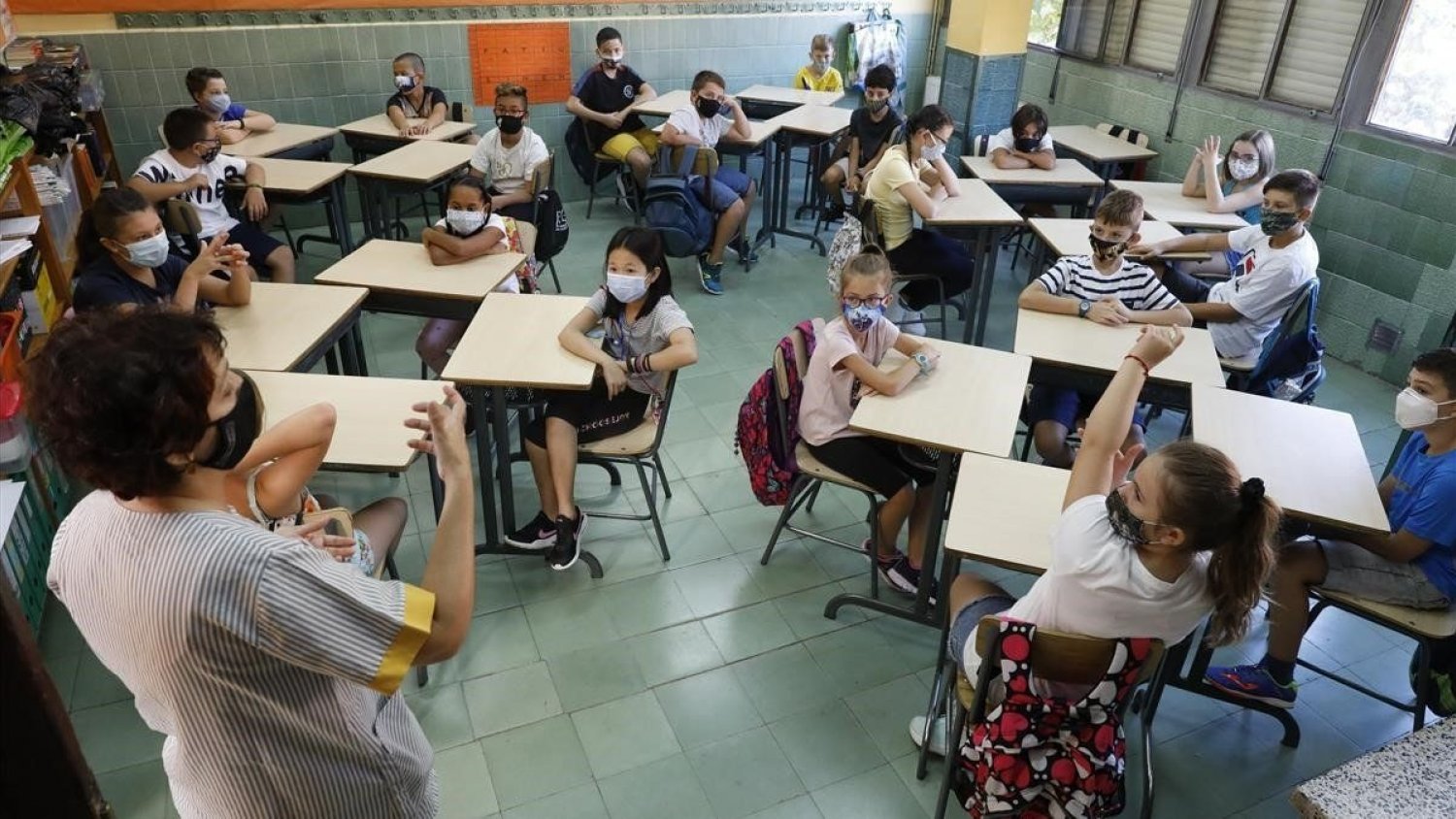 Las aulas cuentan con un refuerzo de 10.000 profesionales y una inversión de 7.400 millones