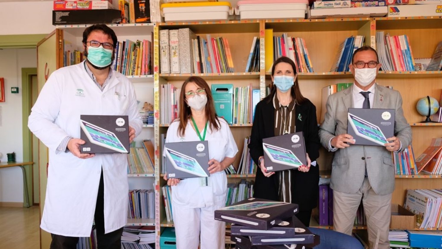 Educación destina 13.000 euros para reforzar el funcionamiento de las aulas hospitalarias de Málaga