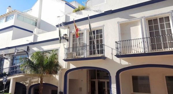 Estepona ofrece nuevos talleres gratuitos de Jardinería, Electricidad, Fontanería y Albañilería