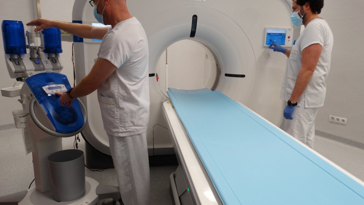 El Hospital Costa del Sol incorpora un nuevo escáner y un equipo de radiología de última generación