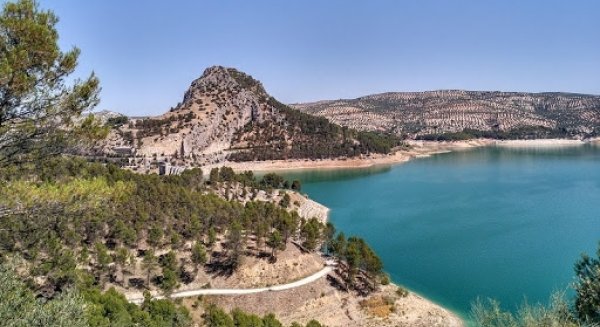 El alcalde de Antequera pide reunirse con el Gobierno y la Junta por el trasvase de Iznájar