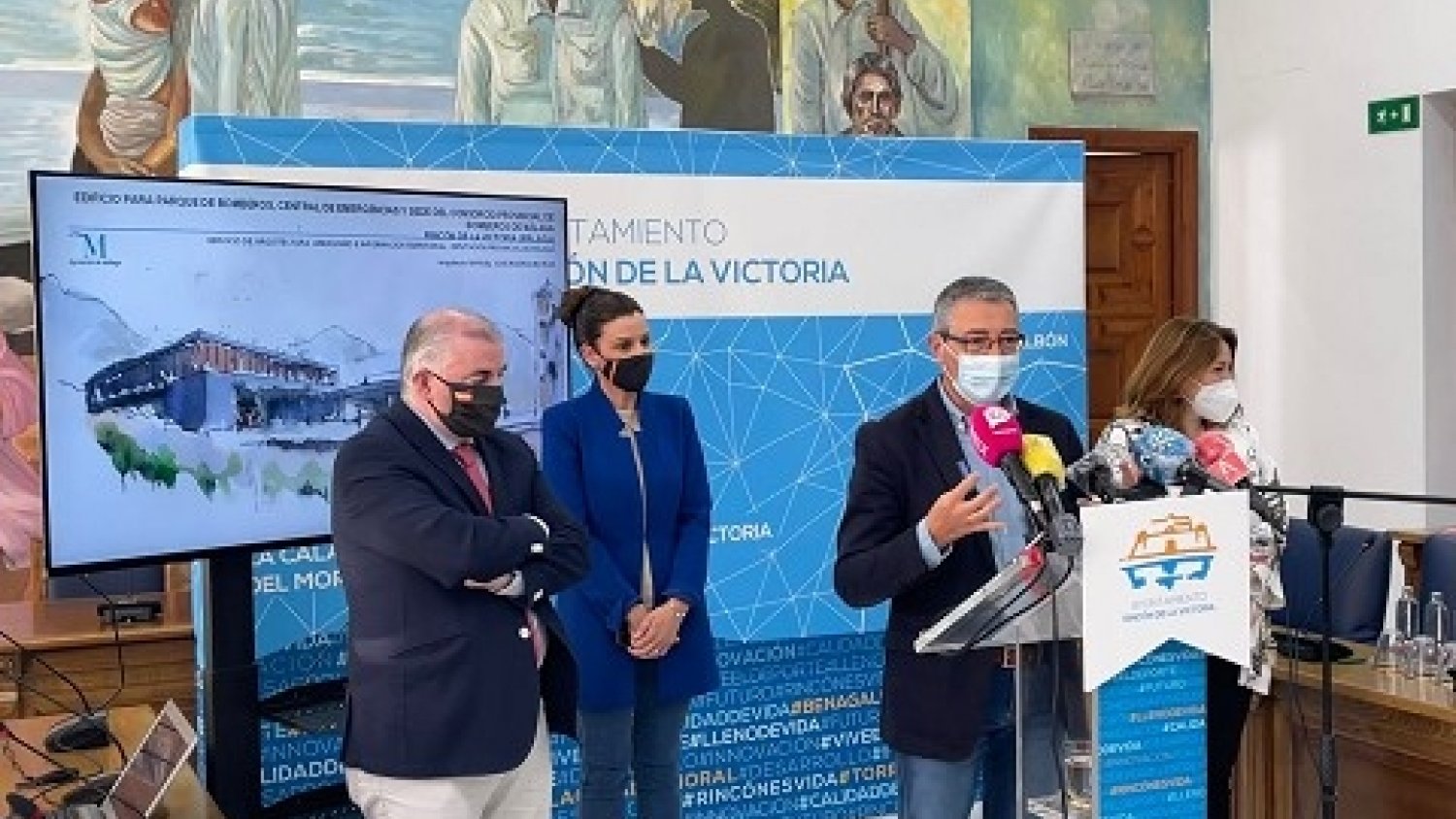 Diputación de Málaga financia íntegramente la construcción del nuevo parque de bomberos de la Axarquía