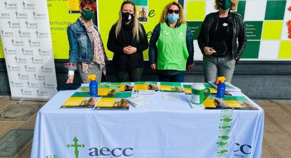 Bienestar Social de Rincón de la Victoria participa en la campaña de la AECC contra el Cáncer
