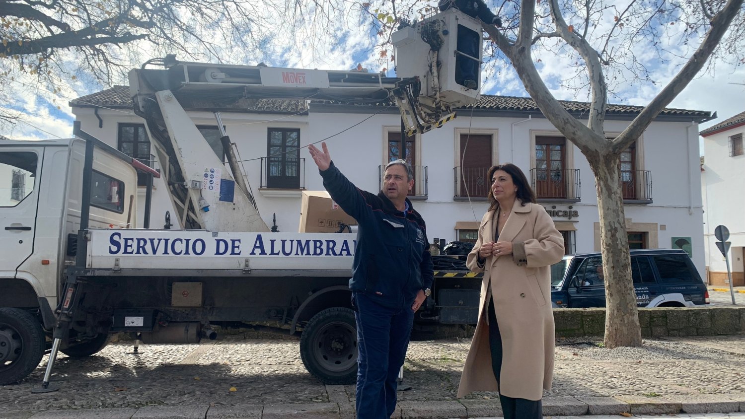 Ronda renueva las farolas de la plaza Ruedo Alameda para mejorar la calidad lumínica