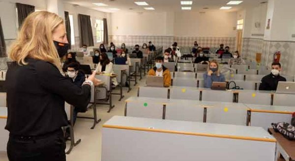 La docencia de la UMA se mantiene en formato online hasta finales de marzo