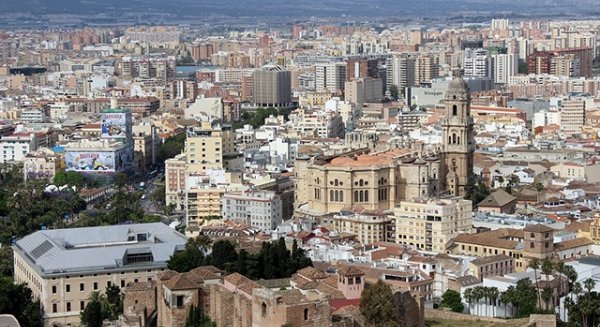 UMA.- Proponen una metodología para identificar y medir la intensidad del turismo en la costa mediterránea