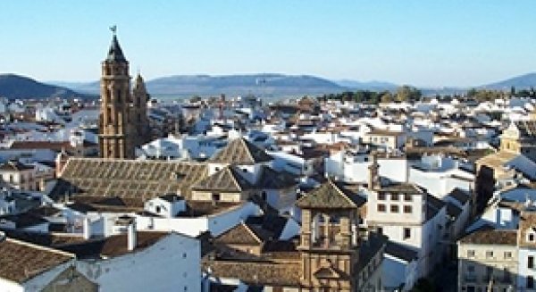 El Ayuntamiento de Antequera organiza una exposición sobre el patrimonio cofrade local