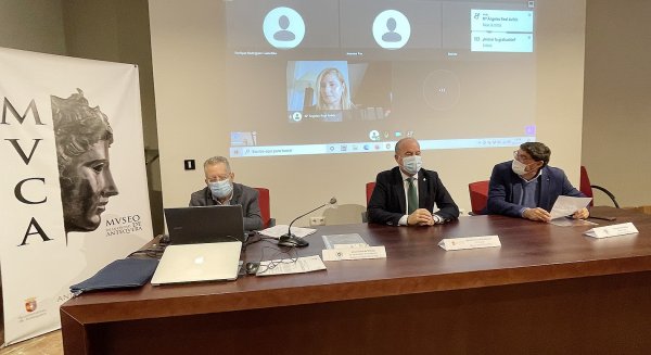 El Alcalde de Antequera inaugura en el MVCA unas jornadas telemáticas de la UMA sobre ganadería