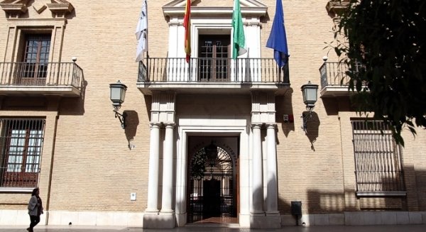 El alcalde de Antequera informa que la tasa de incidencia del municipio es de 341 por cada 100.000