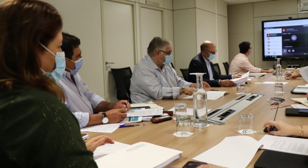Rechazo unánime de la Junta y el sector agrario andaluz al proyecto de transición de la PAC
