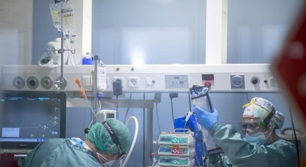 Málaga registra 13 fallecidos y 1.217 nuevos positivos por PCR en la última jornada
