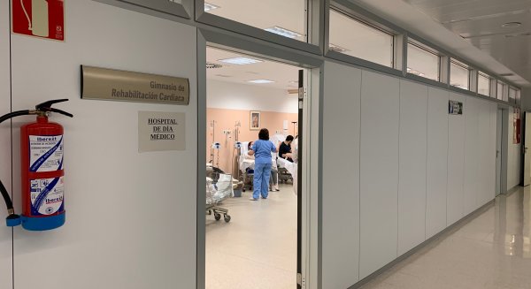 El Clínico habilita el gimnasio de rehabilitación cardiaca como hospital de día para el ingreso de pacientes