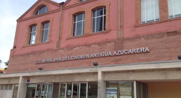Torre del Mar cierra temporalmente desde hoy la antigua azucarera por la incidencia de contagios COVID