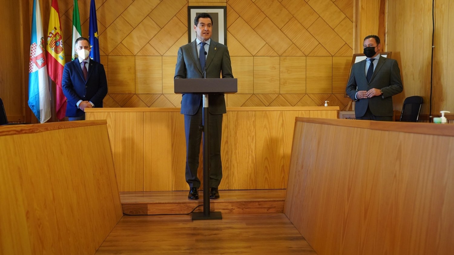 Moreno resalta la importancia de la colaboración entre las distintas administraciones para frenar la tercera ola
