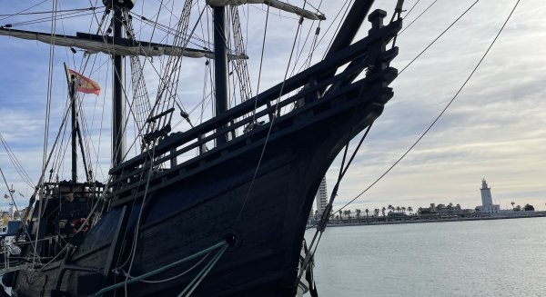 El navío histórico Nao Victoria prolonga su estancia en Málaga