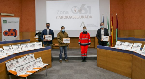 El 061 reconoce 25 zonas cardioaseguradas de las localidades de Estepona y Torremolinos
