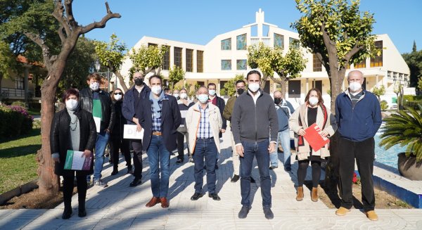 PSOE y Adelante Málaga denuncian la mala gestión de la cafetería de Parcemasa