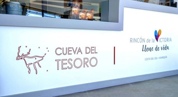 La Cueva del Tesoro de Rincón de la Victoria mantiene cerca del 50% de sus visitas pese a la pandemia
