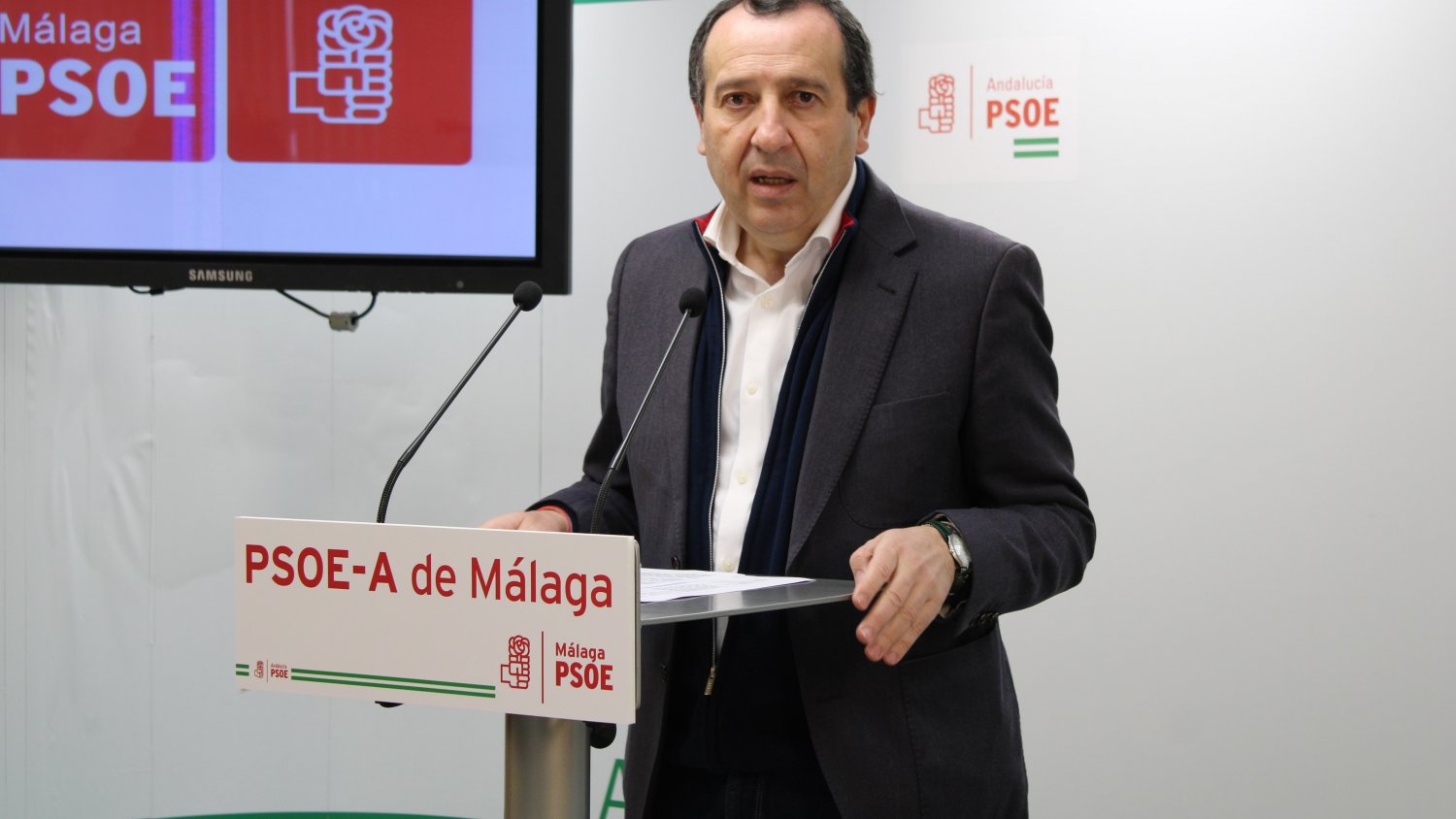 Espejo exige a la Junta la agilización de la vacunación y anuncia la eliminación del copago farmacéutico
