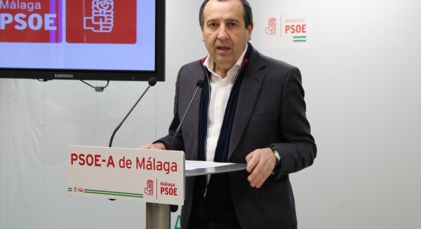 Espejo exige a la Junta la agilización de la vacunación y anuncia la eliminación del copago farmacéutico