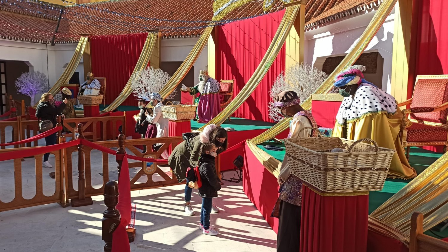 Los Reyes Magos de Oriente reciben a los niños y niñas de Torremolinos en el antiguo Ayuntamiento
