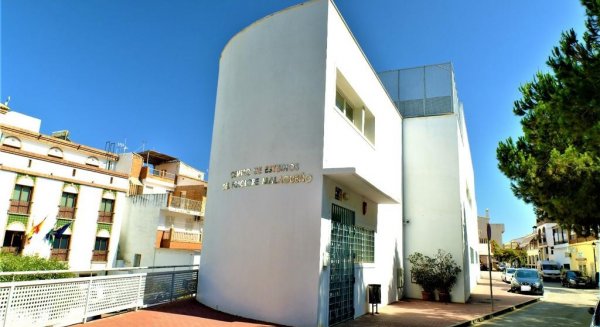 Diputación cede el uso del Centro de Interpretación del Folklore Malagueño a Rincón de la Victoria