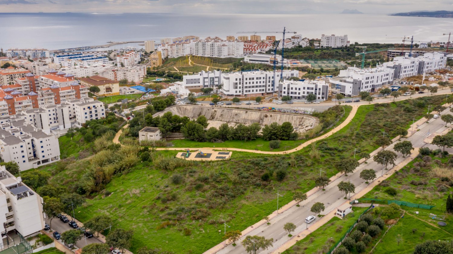 Estepona aprueba la cesión de una parcela en Las Mesas para la construcción de una nueva Comisaría
