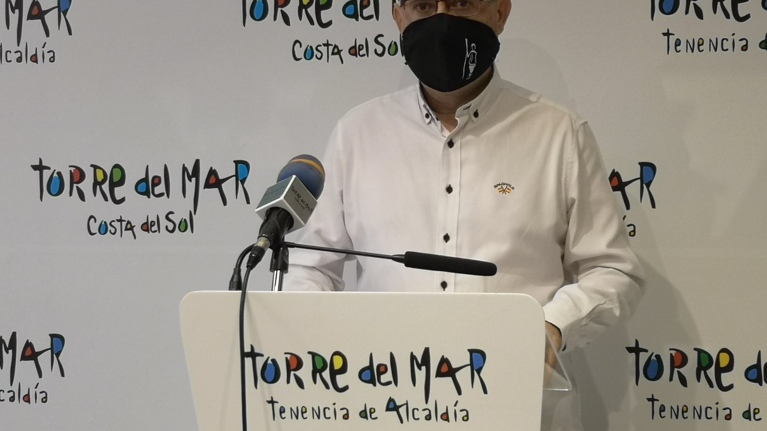 Playas anuncia una rebaja del canon de ocupación en Vélez-Málaga a los chiringuitos y a servicios de temporada