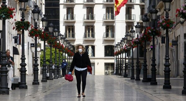 Málaga registra un fallecido y 77 nuevos positivos por PCR en las últimas 24 horas
