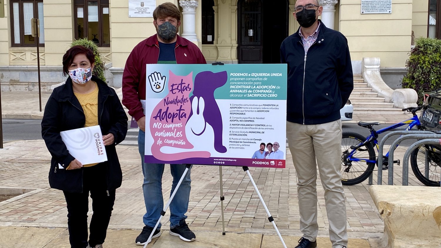 Izquierda Unida y Podemos promueven la protección animal y muestran apoyo al sacrificio cero