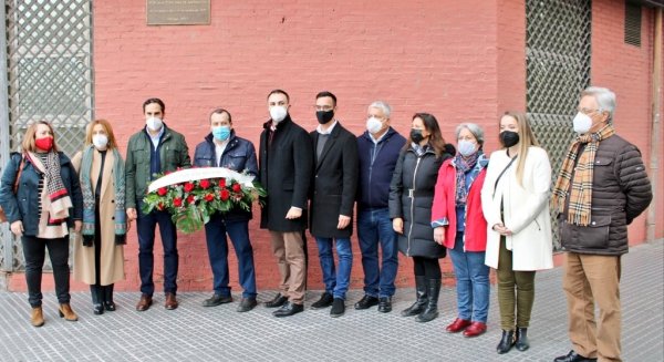 El PSOE de Málaga homenajea a García Caparrós destacando su lucha por la libertad de Andalucía