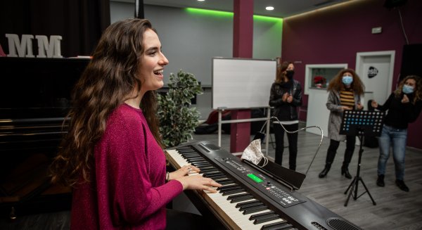 El CAMM celebra su Semana Cultural con una programación de talleres y un concurso de cantantes