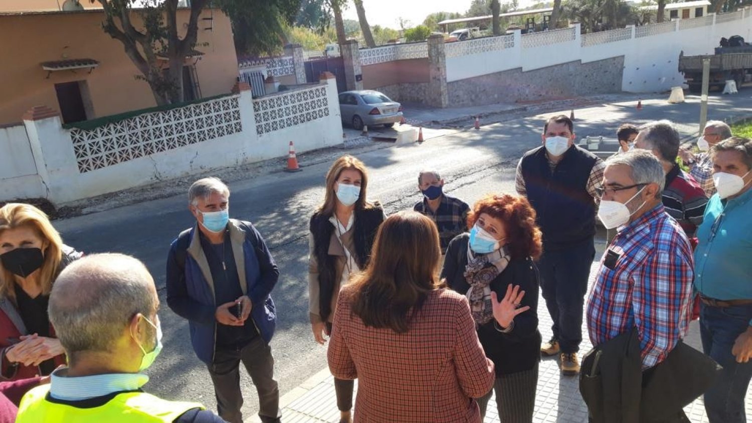 La Junta mejora la seguridad vial en Camino del Colmenar con la construcción de nuevas aceras