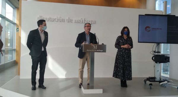 Salado presenta una Campaña de Concienciación Ciudadana para salvar el turismo de Málaga