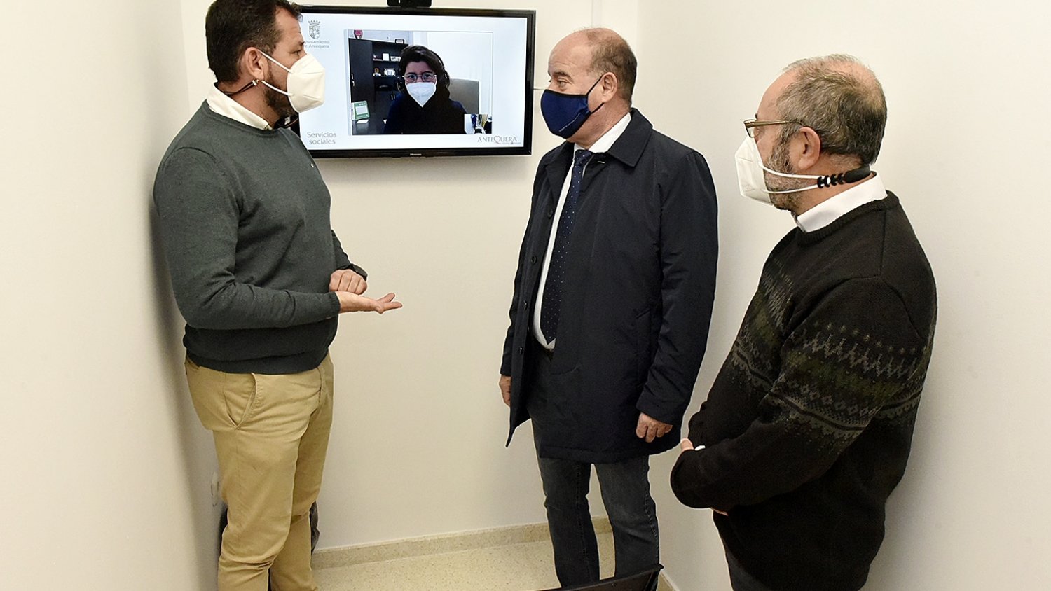 El Ayuntamiento de Antequera pone en funcionamiento tres salas de atención telemática
