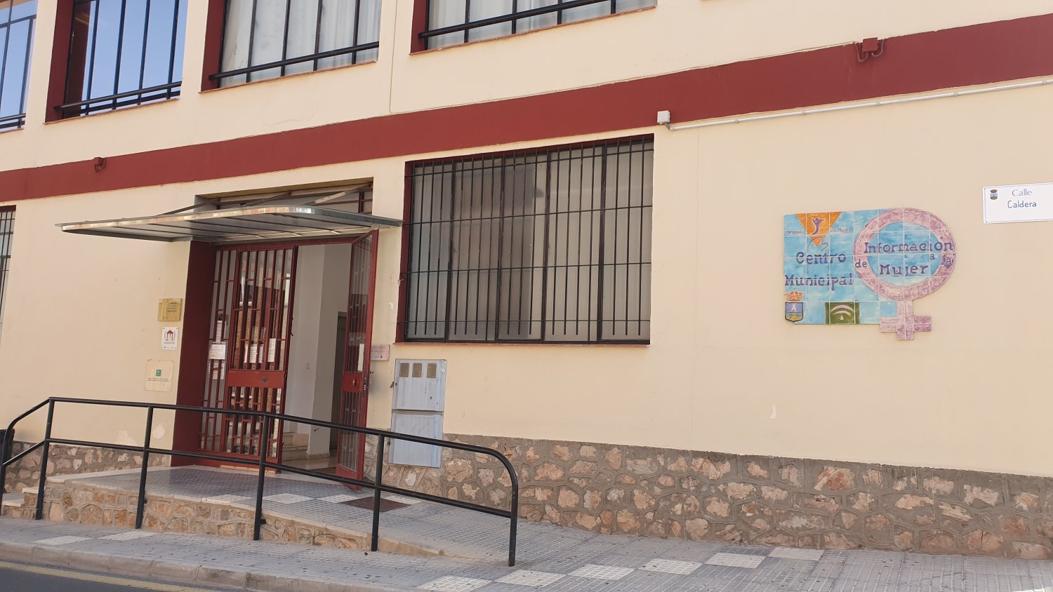 PSOE critica que el Ayuntamiento de Alhaurín haya dejado de invertir casi 600.000 en Servicios a la Mujer