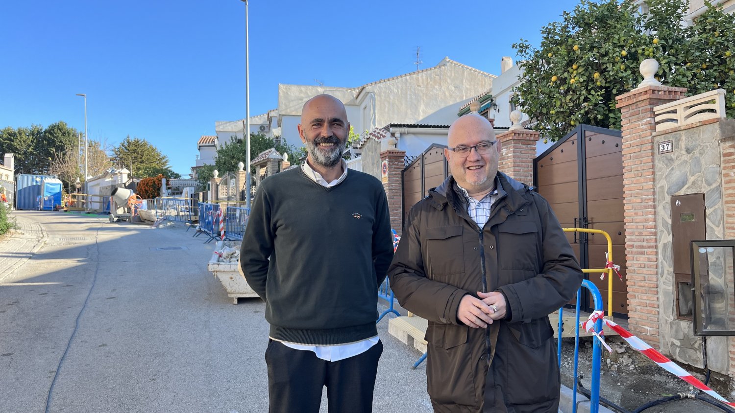Vélez-Málaga anuncia una inversión de 298.000 euros en el pavimento de la calle Hierbabuena