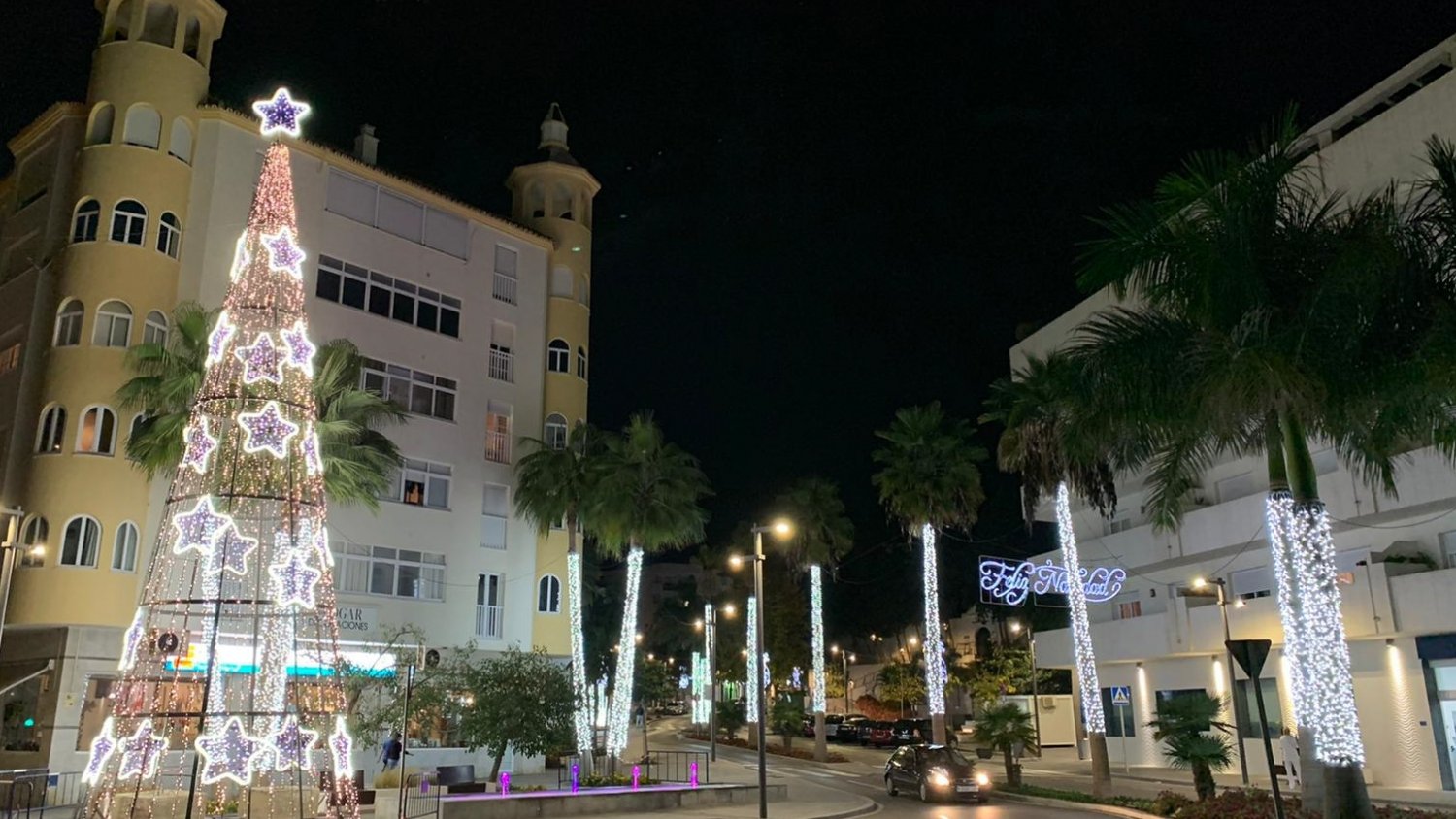 El Ayuntamiento de Estepona ahorrará más de 250.000 euros en la iluminación navideña de este año