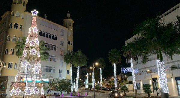 El Ayuntamiento de Estepona ahorrará más de 250.000 euros en la iluminación navideña de este año