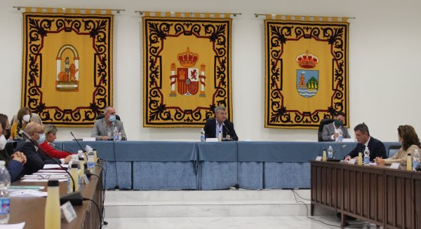 El Pleno de la Corporación de Estepona aprueba la reducción del pago a proveedores a 16 días