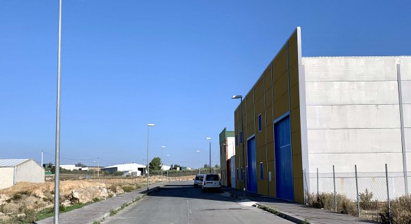 El Ayuntamiento de Campillos ejecuta la primera fase de iluminación del polígono UR-3 puerta de Osuna