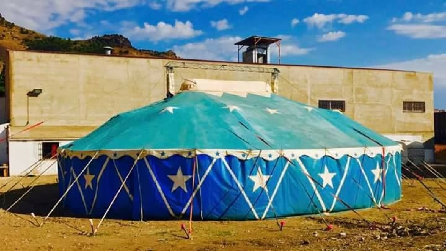 IU y Podemos consiguen respaldo institucional para la escuela de circo “La carpa de las estrellas”