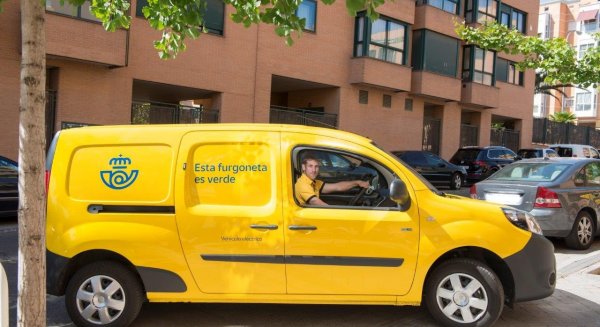 Correos amplía su flota con seis nuevos coches eléctricos en la provincia de Málaga