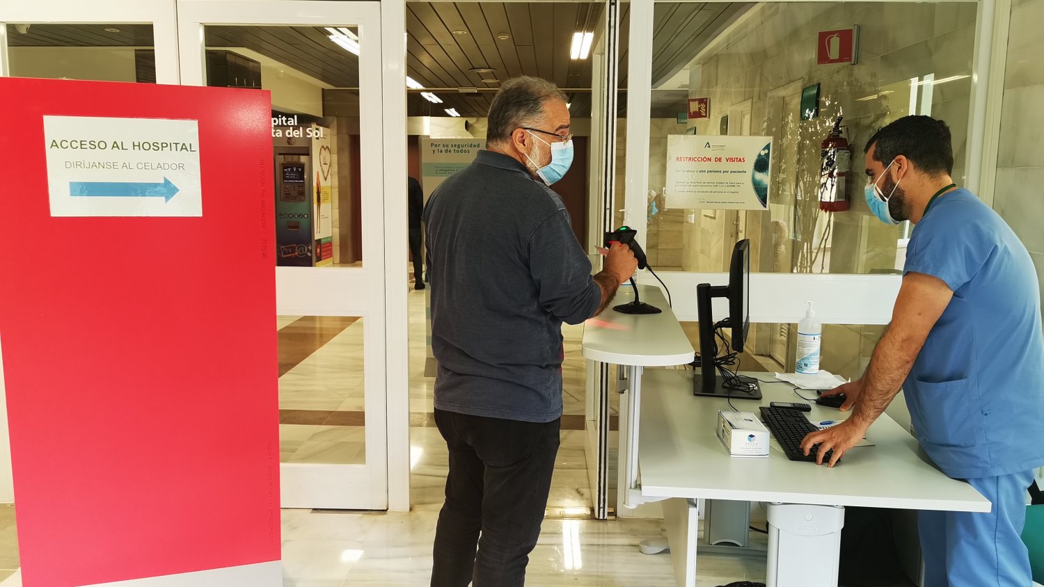 El Costa del Sol inicia un control de acceso para familiares o acompañantes de pacientes ingresados