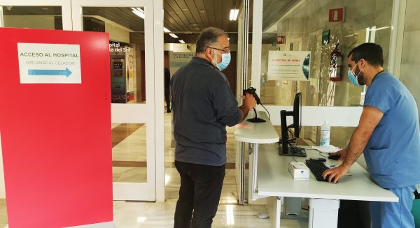 El Costa del Sol inicia un control de acceso para familiares o acompañantes de pacientes ingresados
